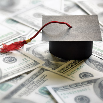 An analysis published in October 2017 by less-thanigreater-thanJAMA Internal Medicineless-thanslashigreater-than found that 269percent of students graduated with no debt in 2016 versus 161percent in 2010 and more scholarship money did not appear to ex